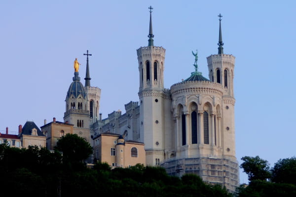 Aller a la Basilique Notre-Dame de Fourvière en VTC